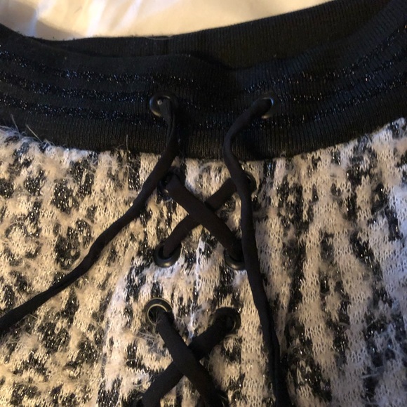 Leopard Print Shorts - Picture 3 of 9